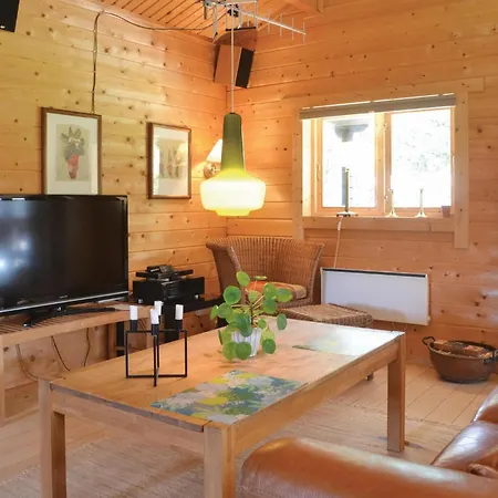 2 Bedroom Cozy In