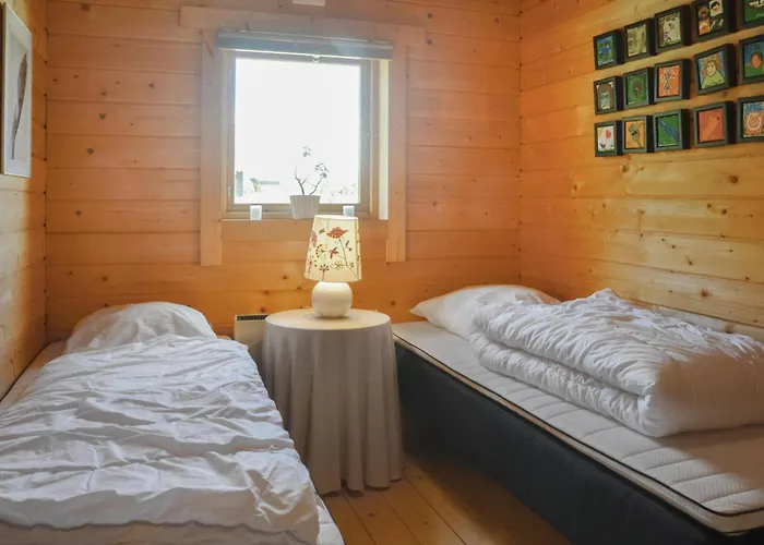 2 Bedroom Cozy In *