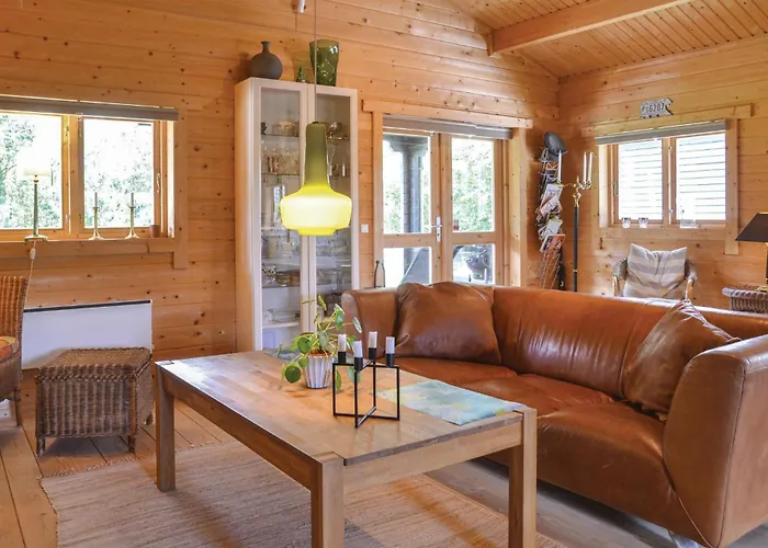 2 Bedroom Cozy In Tatil Evi Hovborg
